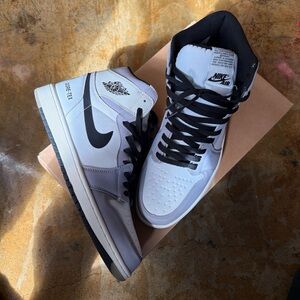 Nike Air Jordan 1 Gore Tex High-Top Black and White- New without box